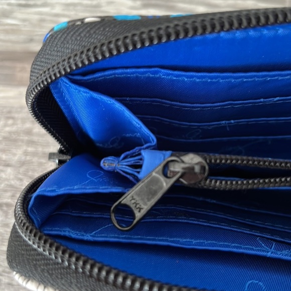 Vera Bradley Foral leather wallet - Picture 5 of 10